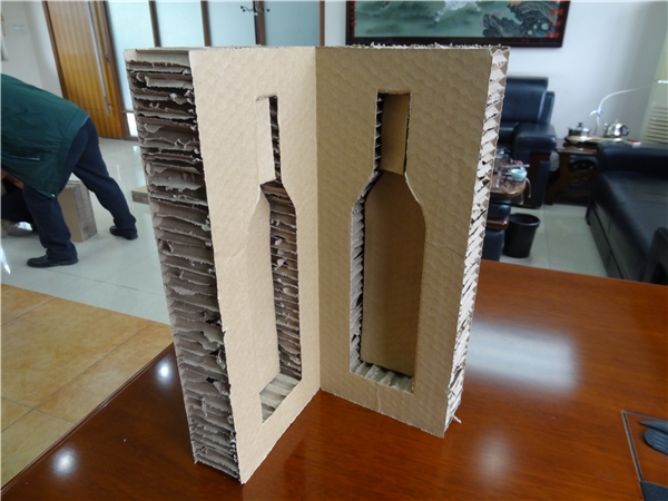 酒類(lèi)蜂窩紙包裝